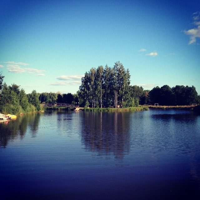 Озеро с теплой водой